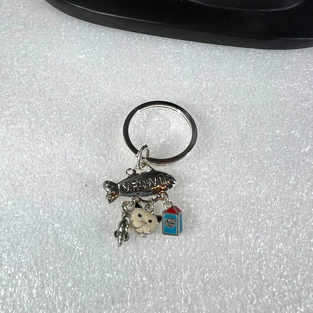 Cute Kitty Cat Meow Cat Person Pet Mom Dad Cat Lover Retro Keychain NEW - Picture 4 of 11